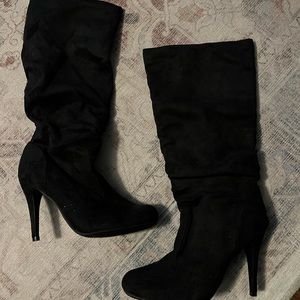 Black suede heeled boots size 9 new